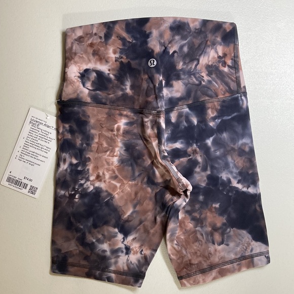 Lululemon Align Shorts 8” Diamond Dye Pink 4 - Picture 7 of 8